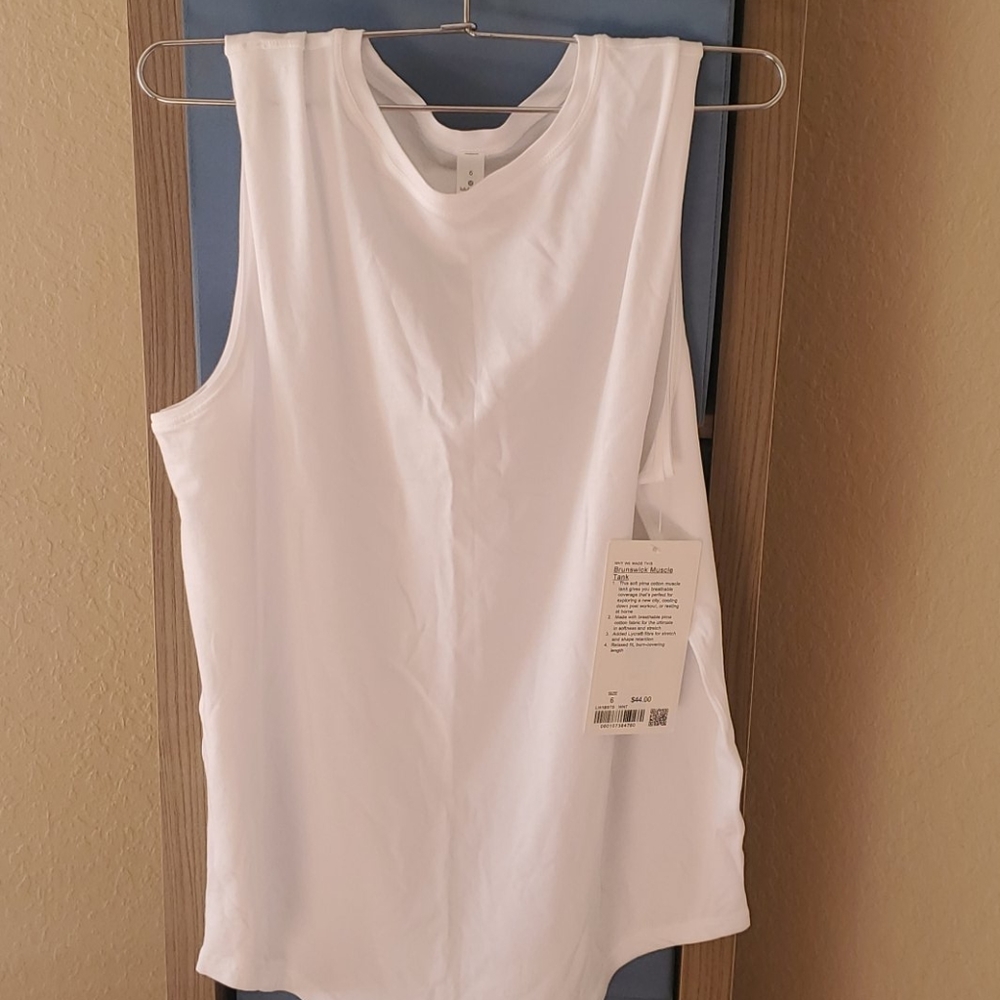Muscle tank